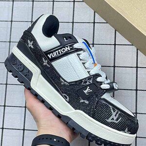 Louis Vuitton Trainers Black White Sneakers Size us9.5